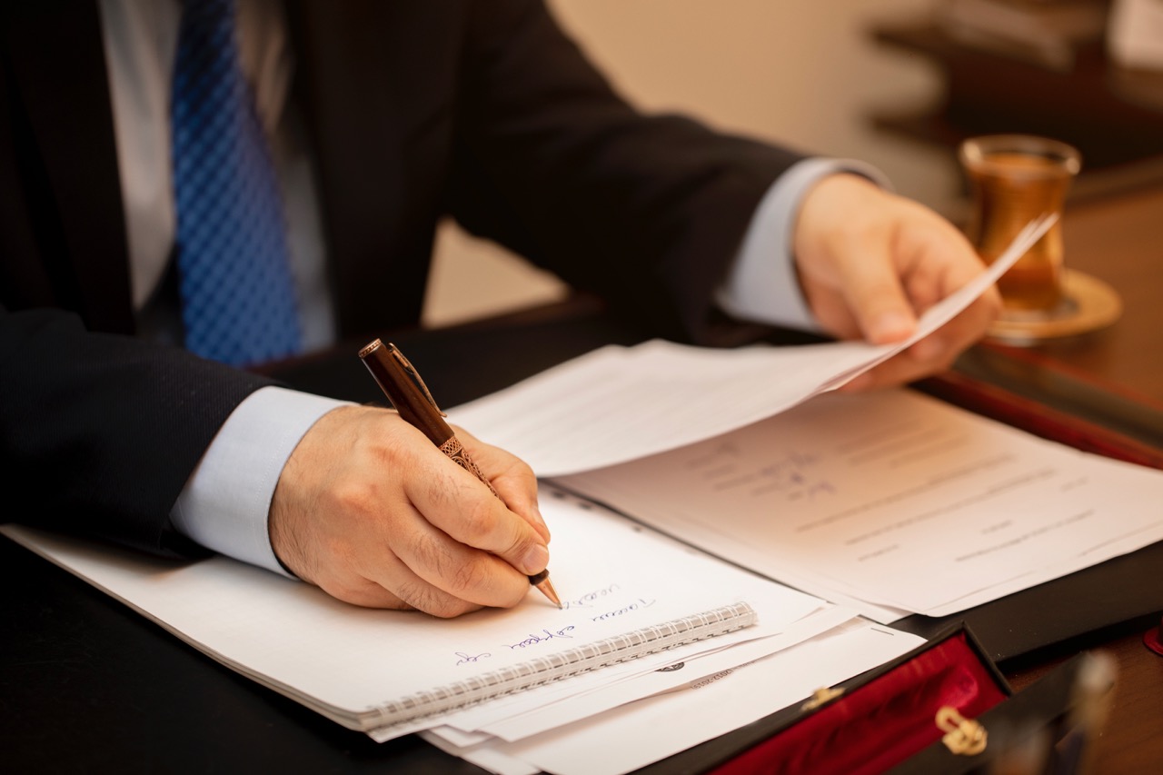 rédaction CGV TPE meaux, avocat e-commerce seine-et-marne, mentions obligatoires CGV 2024, protéger son entreprise 77, conseil juridique CTL Avocats, modèle CGV